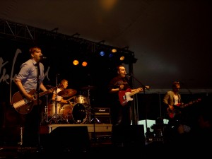 NYBO rocker Jelling Festivalen i gang